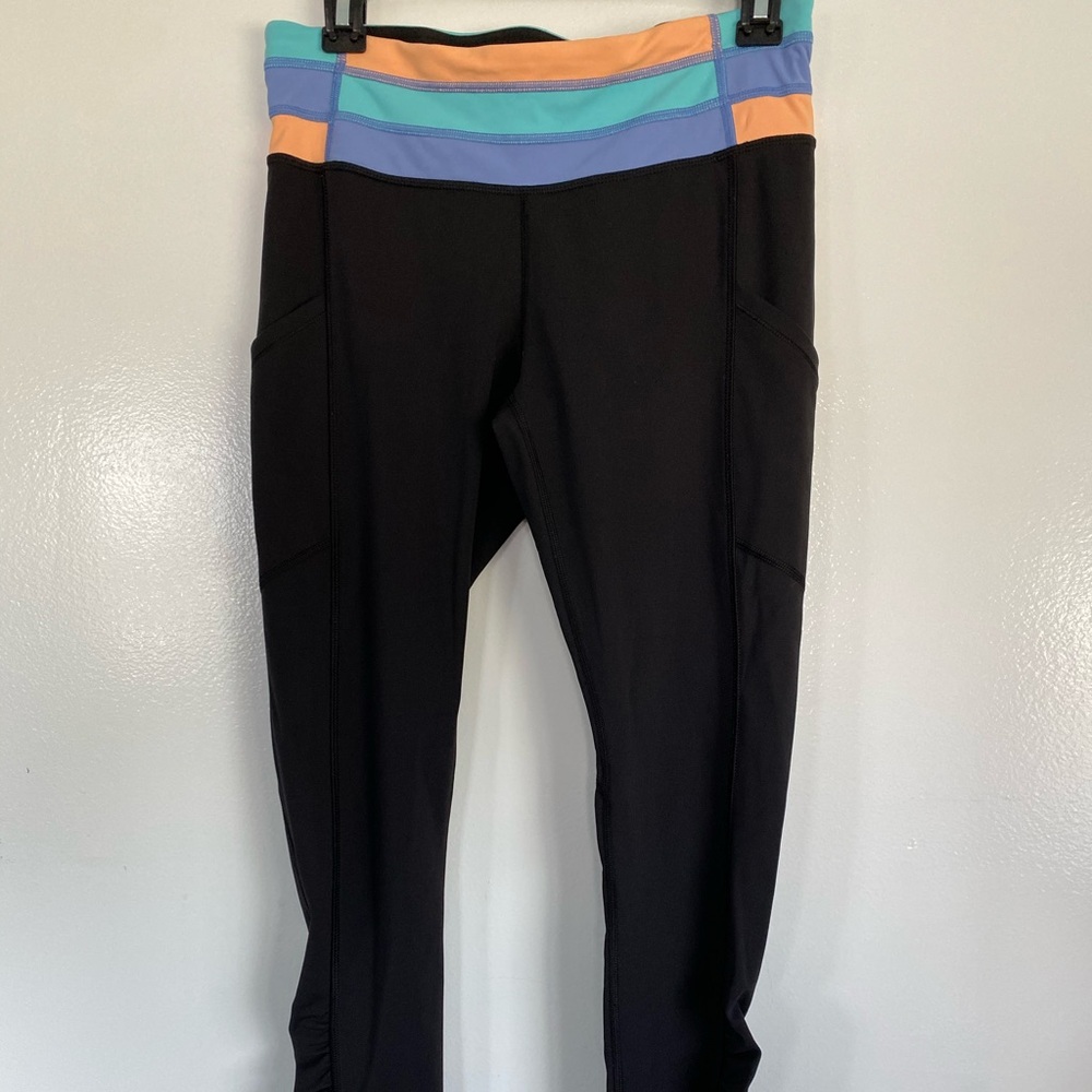 Lululemon women’s full length sport leggings, size 6